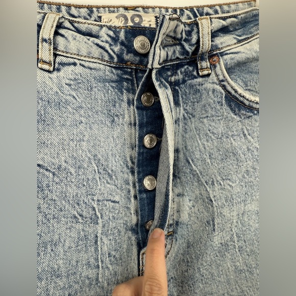 We The Free by Free People High Rise Acid Wash Skinny Jeans - Picture 8 of 11